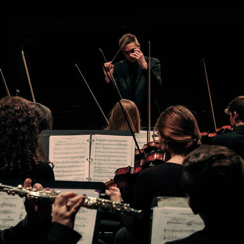 joel schut conducting orchestra